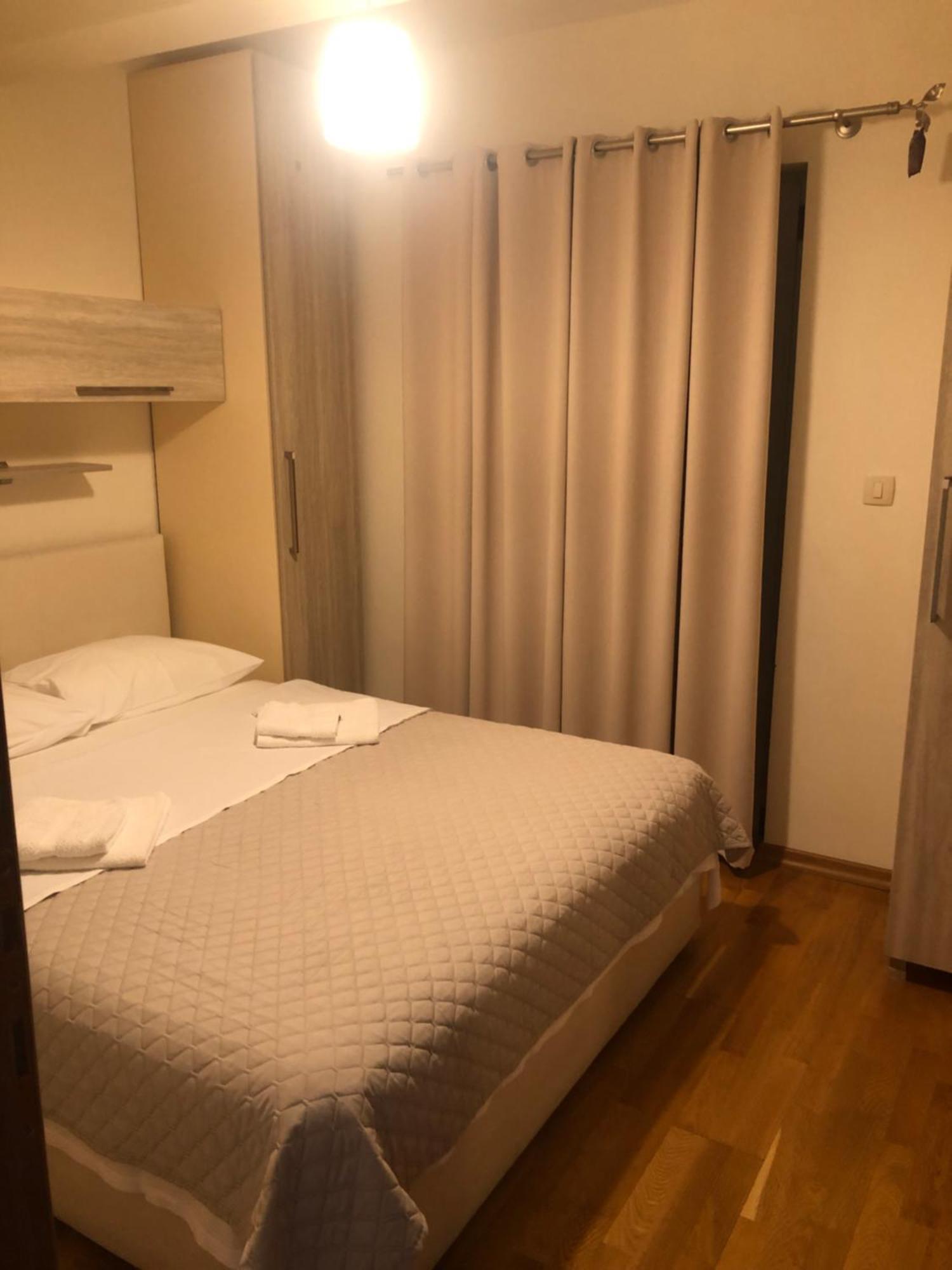 Apartments Rafailovic Ljubo ラファイロヴィチ エクステリア 写真
