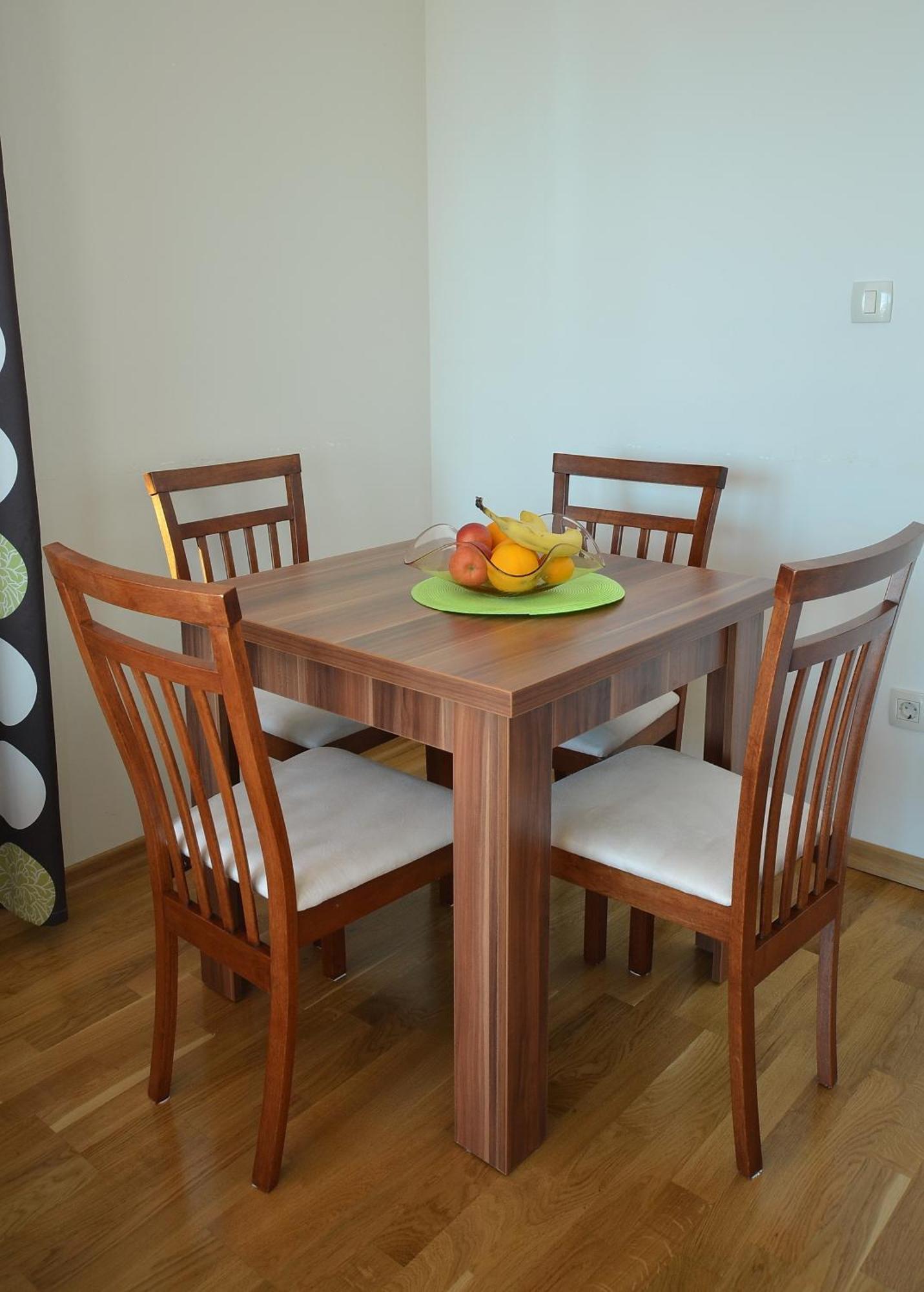 Apartments Rafailovic Ljubo ラファイロヴィチ 部屋 写真