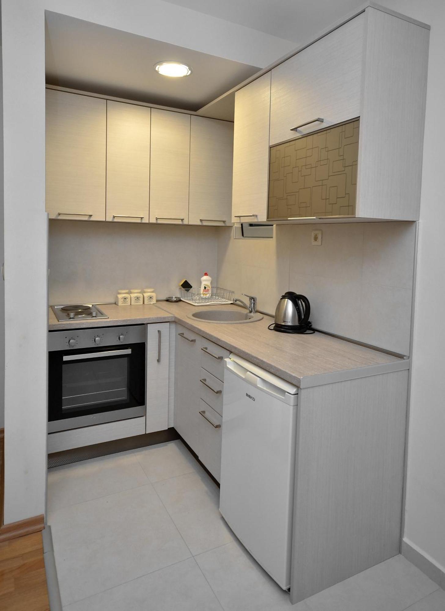 Apartments Rafailovic Ljubo ラファイロヴィチ 部屋 写真
