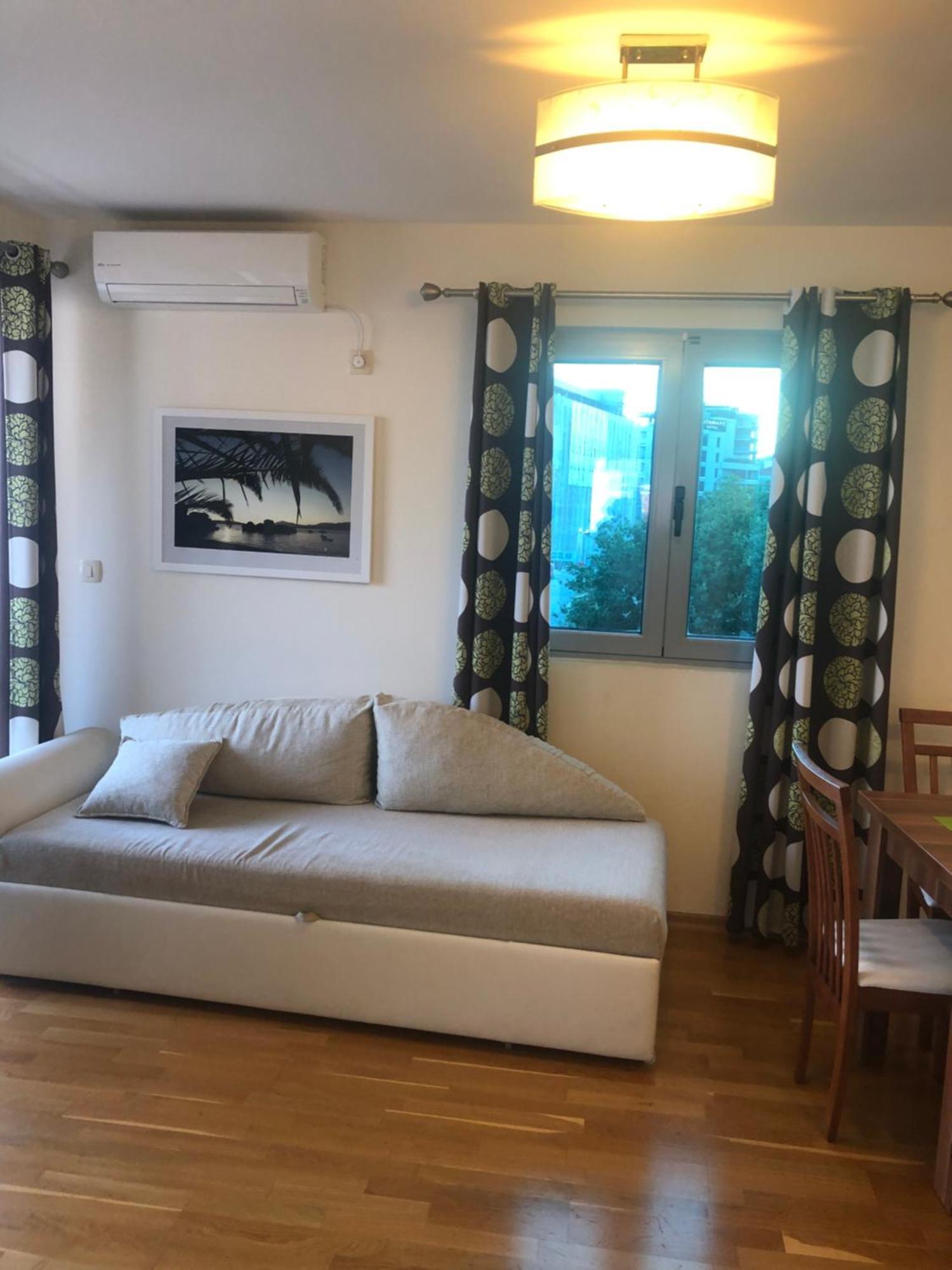 Apartments Rafailovic Ljubo ラファイロヴィチ エクステリア 写真