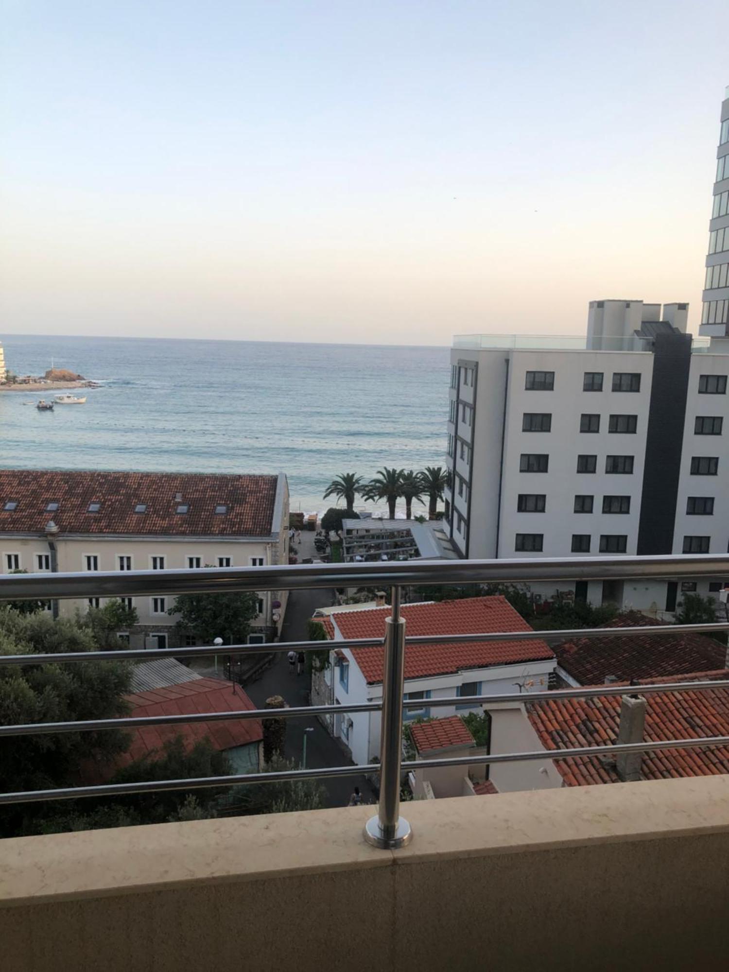 Apartments Rafailovic Ljubo ラファイロヴィチ エクステリア 写真
