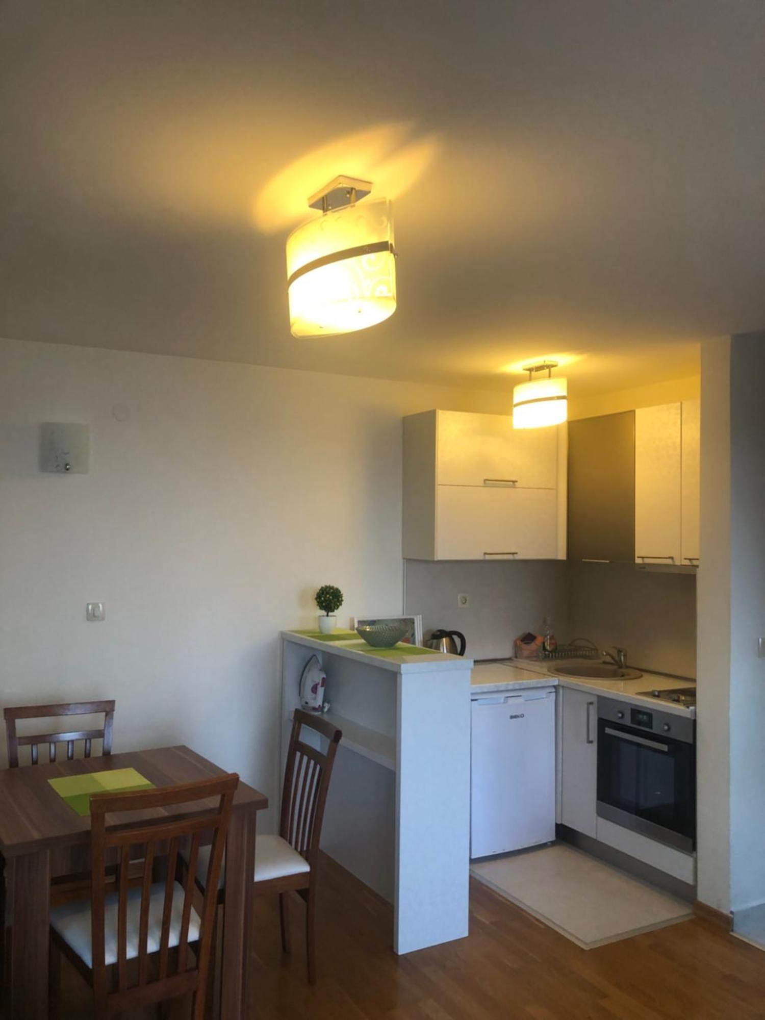 Apartments Rafailovic Ljubo ラファイロヴィチ エクステリア 写真