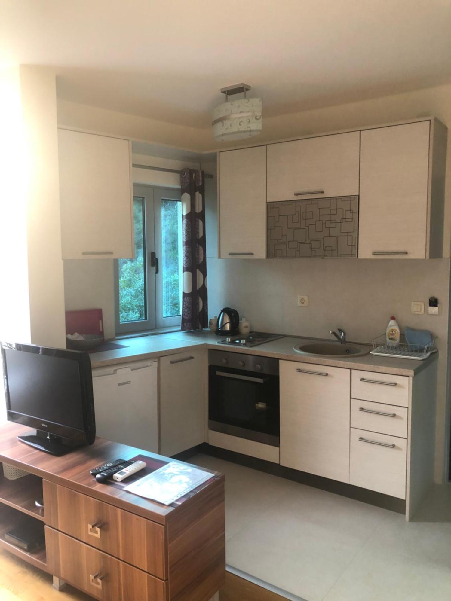 Apartments Rafailovic Ljubo ラファイロヴィチ エクステリア 写真