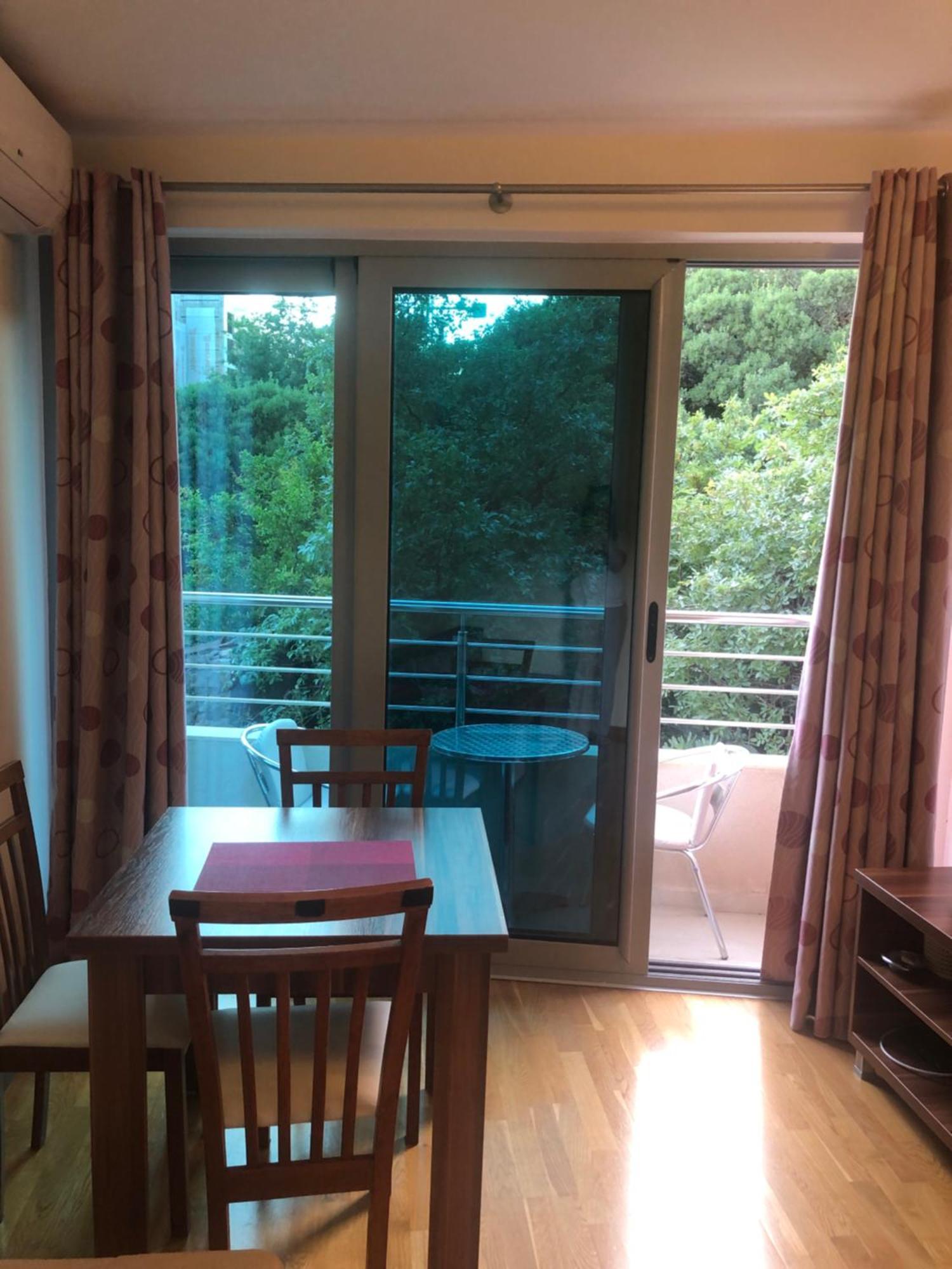 Apartments Rafailovic Ljubo ラファイロヴィチ エクステリア 写真